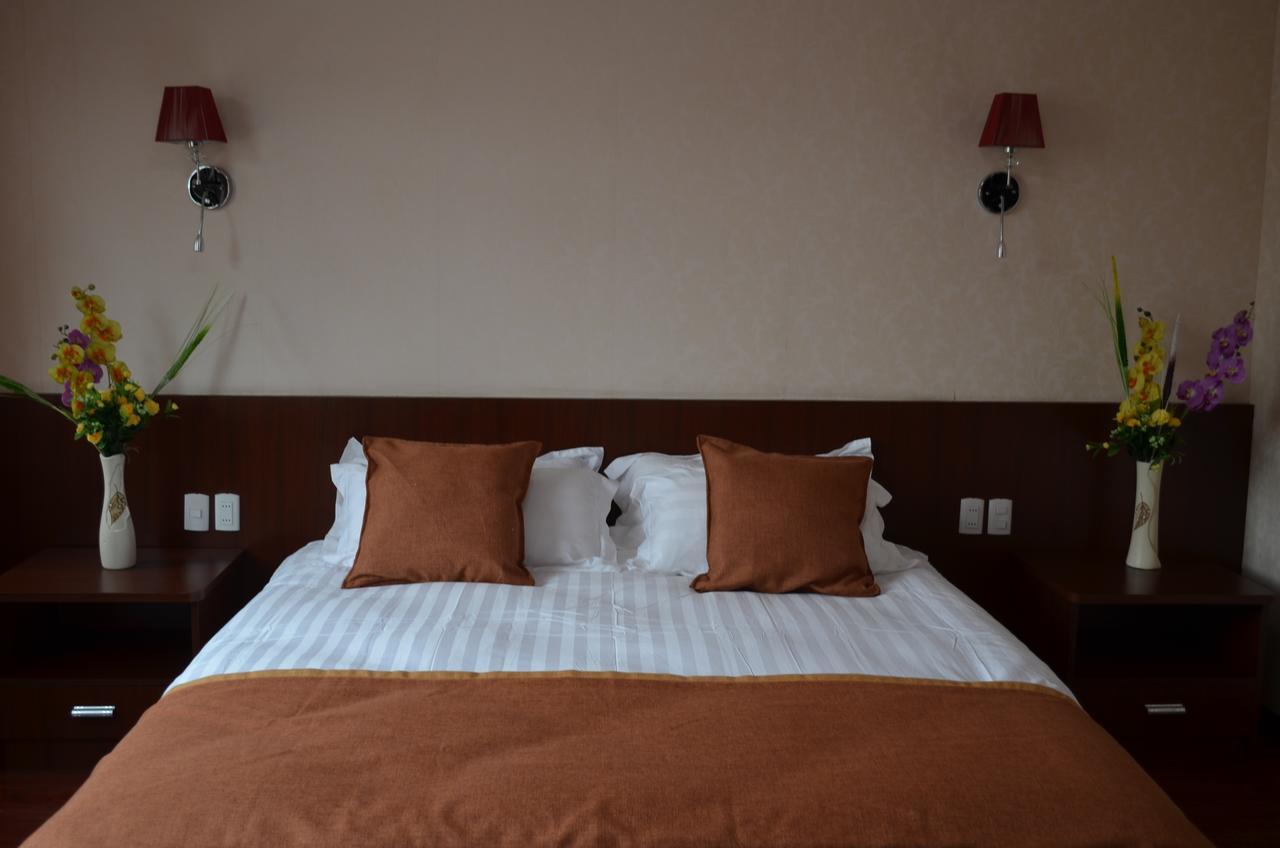 Hotel 198 Santiago Ngoại thất bức ảnh