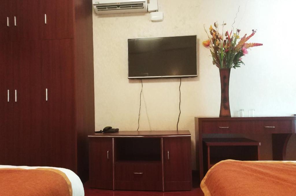 Hotel 198 Santiago Ngoại thất bức ảnh